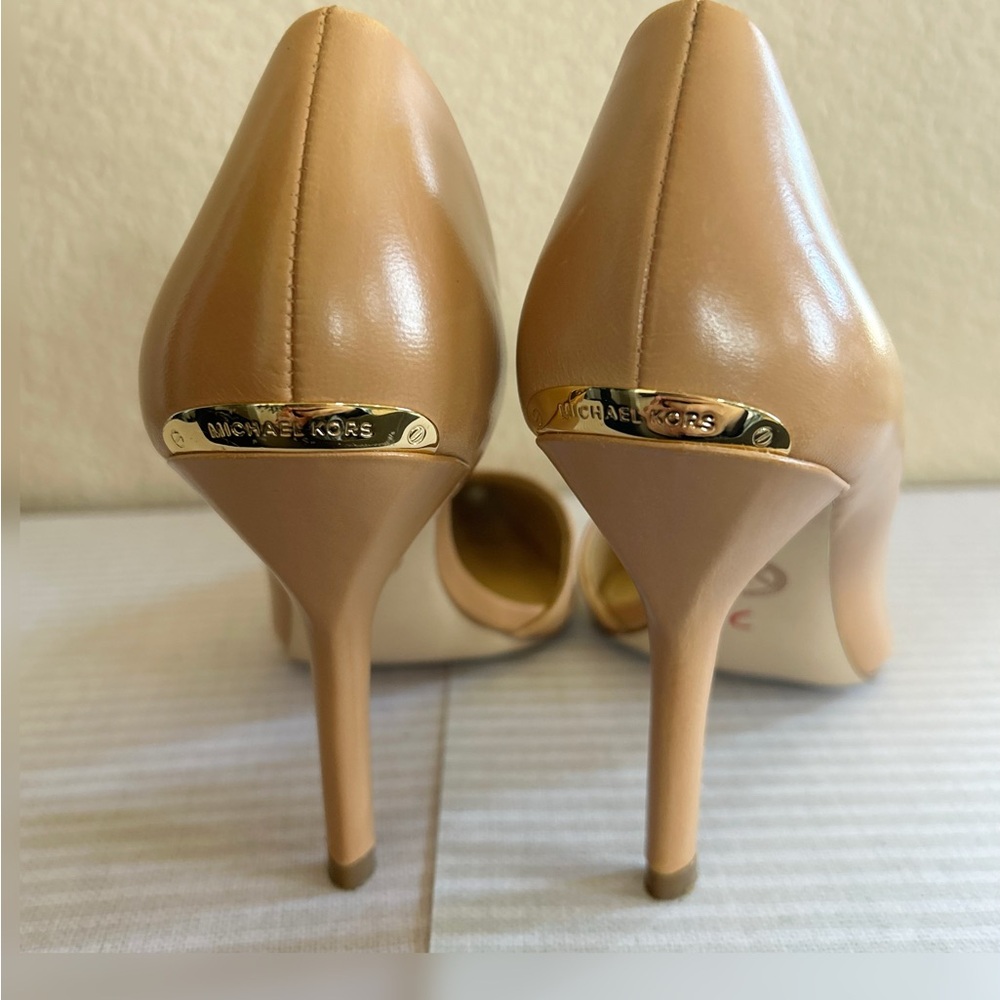 Michael Kors Nude Leather Heels